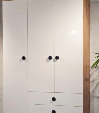 ي